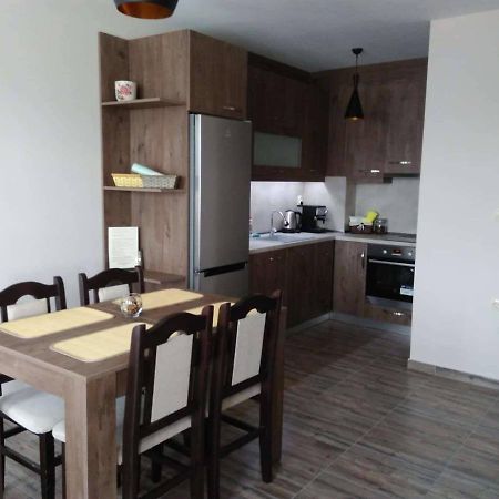 Nev Apart New Velingrad Exterior photo